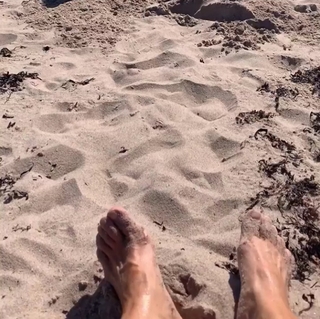 Alexandra Rapaport feet photo thumbnail