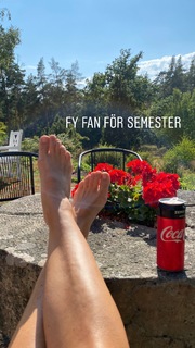 Alexandra Rapaport feet photo thumbnail