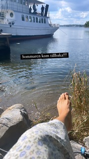 Alexandra Rapaport feet photo thumbnail