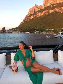 Alexandra Saint Mleux feet photo 16