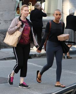 Alexandra Shipp feet photo thumbnail