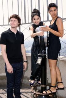 Alexandra Shipp feet photo thumbnail