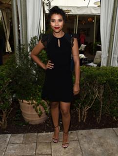 Alexandra Shipp feet photo thumbnail