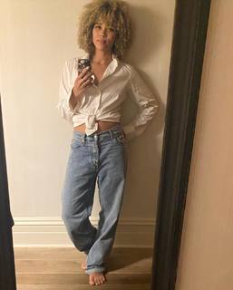 Alexandra Shipp feet photo thumbnail