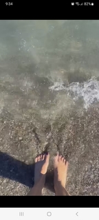 Alexandra Stan feet photo thumbnail