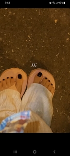 Alexandra Stan feet photo thumbnail