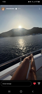 Alexandra Stan feet photo thumbnail
