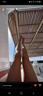 Alexandra Stan feet photo thumbnail