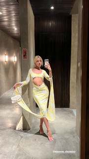 Alexandra Stan feet photo thumbnail
