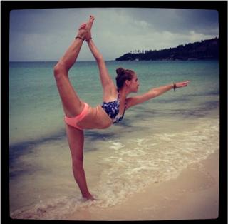 Alexandra Turshen feet photo 1