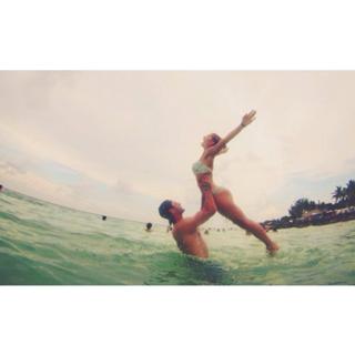 Alexandria DeBerry feet photo thumbnail