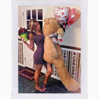 Alexandria DeBerry feet photo thumbnail