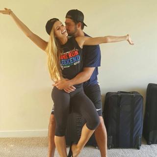 Alexandria DeBerry feet photo thumbnail