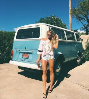 Alexandria DeBerry feet photo thumbnail