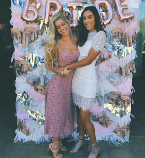 Alexandria DeBerry feet photo thumbnail