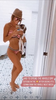 Alexandria DeBerry feet photo thumbnail