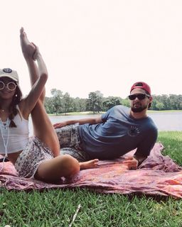 Alexandria DeBerry feet photo thumbnail