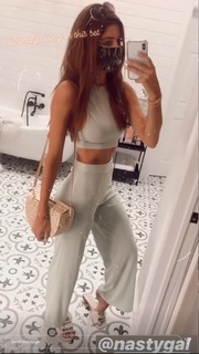 Alexandria DeBerry feet photo thumbnail