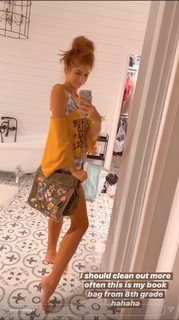 Alexandria DeBerry feet photo thumbnail