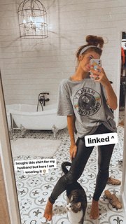 Alexandria DeBerry feet photo thumbnail