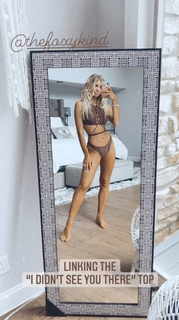 Alexandria DeBerry feet photo thumbnail