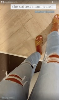 Alexandria DeBerry feet photo thumbnail