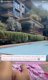 Alexandria DeBerry feet photo thumbnail