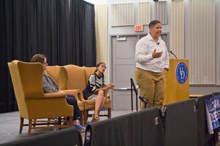 Alexandria Ocasio-Cortez feet photo thumbnail