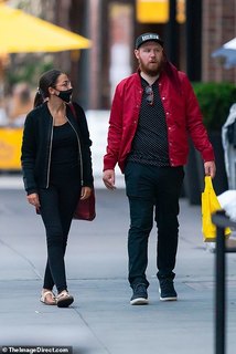 Alexandria Ocasio-Cortez feet photo thumbnail