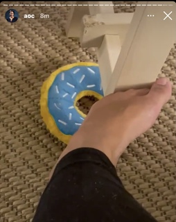 Alexandria Ocasio-Cortez feet photo thumbnail