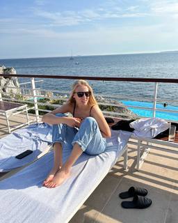 Alexandrina Turcan feet photo 1