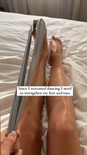 Alexandrina Turcan feet photo 11