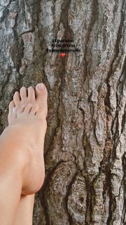 Alexandrina Turcan feet photo 1