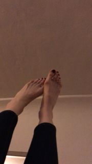 Alexi Wasser feet photo 2