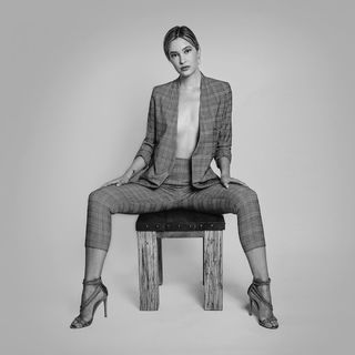 Alexia Fast feet photo thumbnail