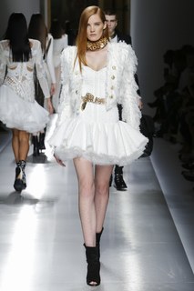 Alexina Graham feet photo 8
