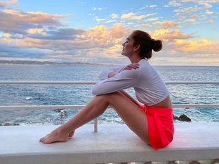 Alexina Graham feet photo 10