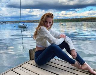 Alexina Graham feet photo 10
