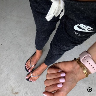 Alexis Belbel feet photo 15