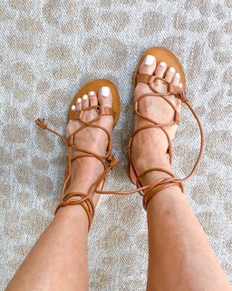 Alexis Belbel feet photo 9