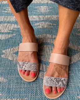 Alexis Belbel feet photo 17