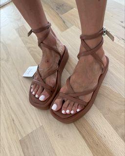 Alexis Belbel feet photo 17