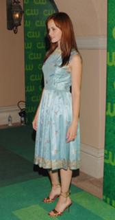 Alexis Bledel feet photo thumbnail