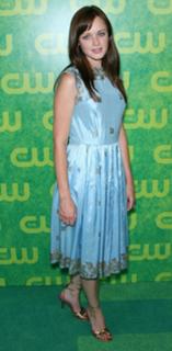 Alexis Bledel feet photo thumbnail
