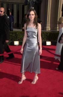 Alexis Bledel feet photo thumbnail