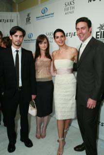Alexis Bledel feet photo thumbnail