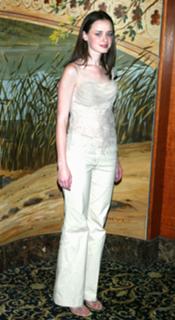 Alexis Bledel feet photo thumbnail