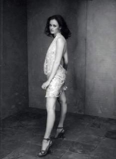 Alexis Bledel feet photo thumbnail