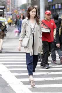 Alexis Bledel feet photo thumbnail