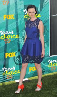 Alexis Bledel feet photo thumbnail